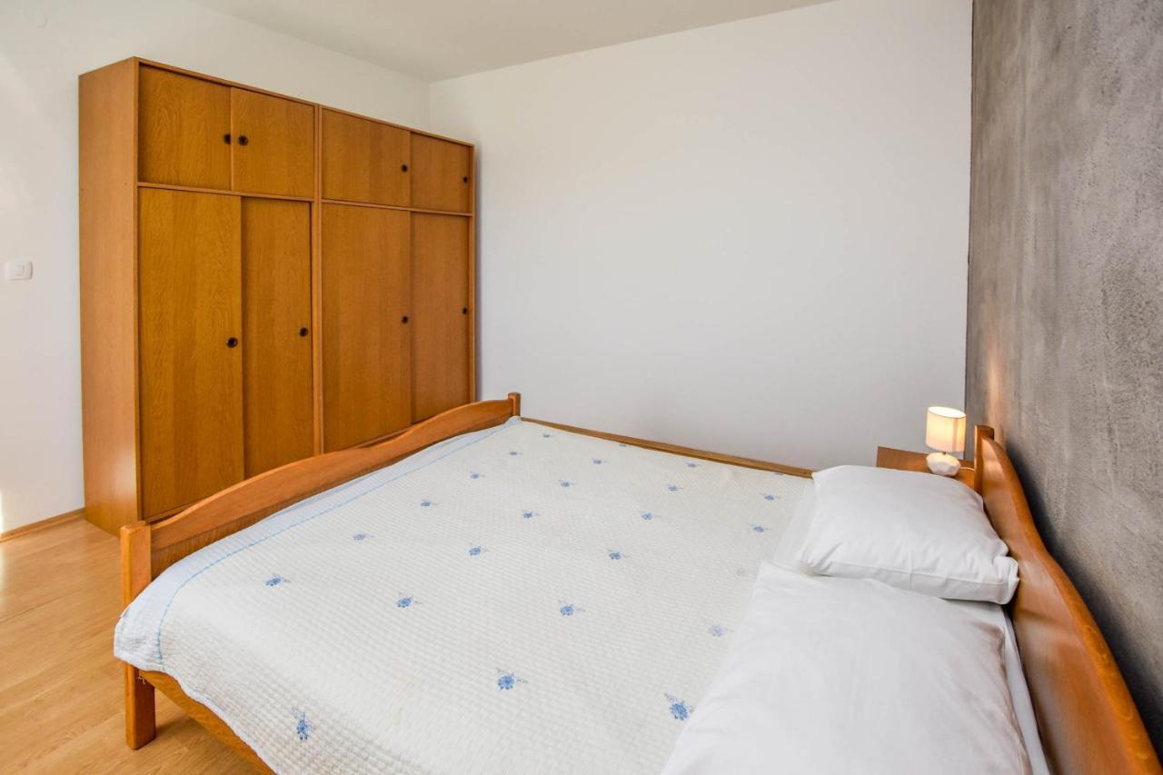Apartamento Kuca Za Odmor Lucija Vrana  Exterior foto