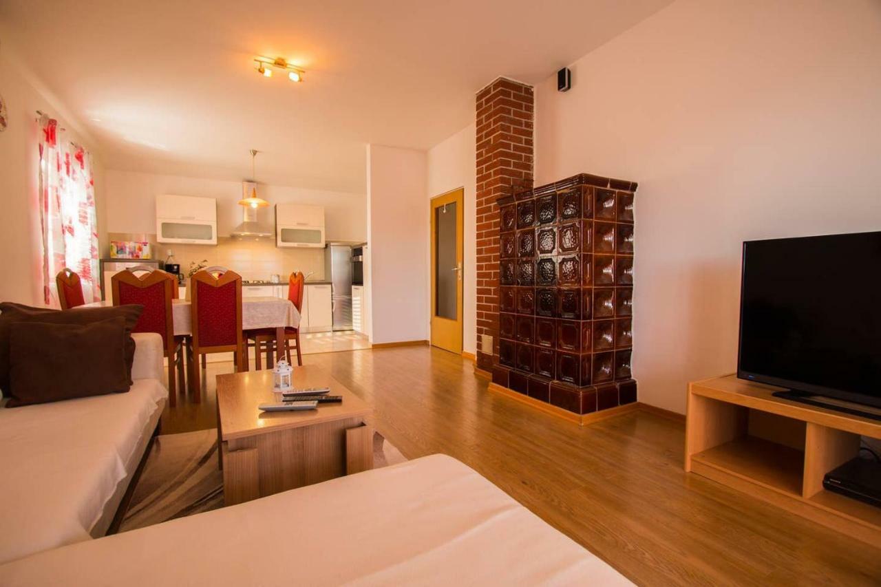 Apartamento Kuca Za Odmor Lucija Vrana  Exterior foto